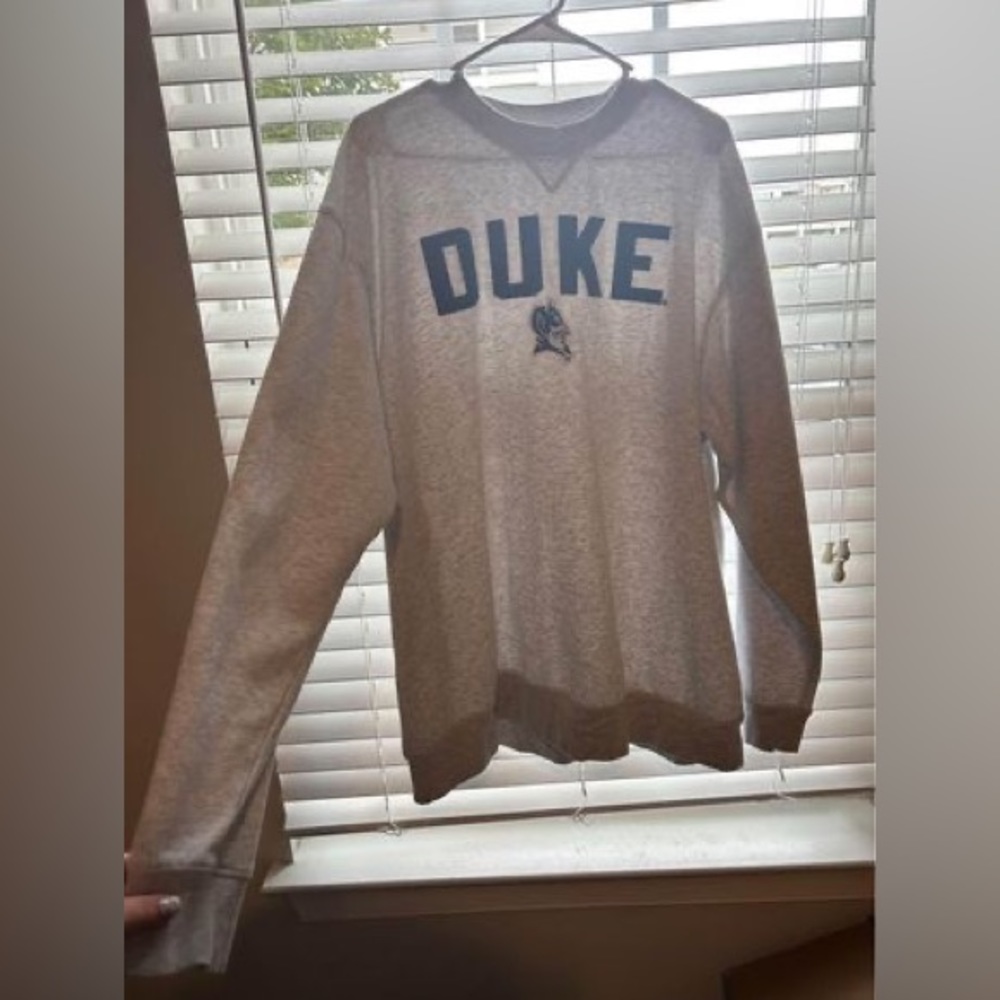 duke crew neck